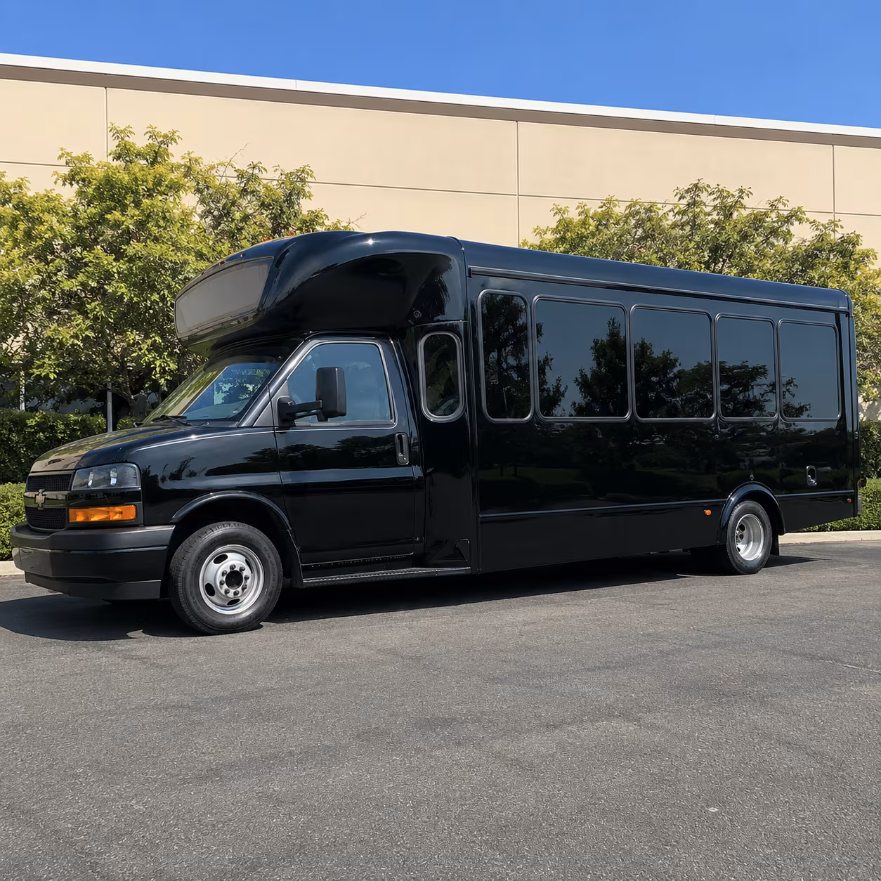 Passenger watching the Atlanta scenery during a regional party bus road trip