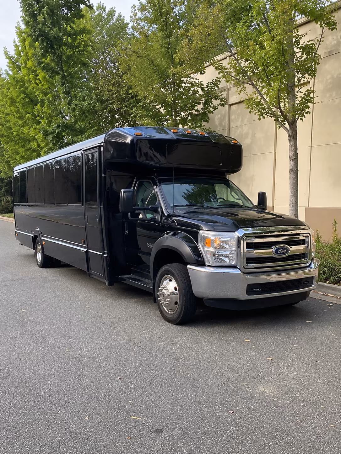 Alpharetta Homecoming & Prom Party Bus Rentals