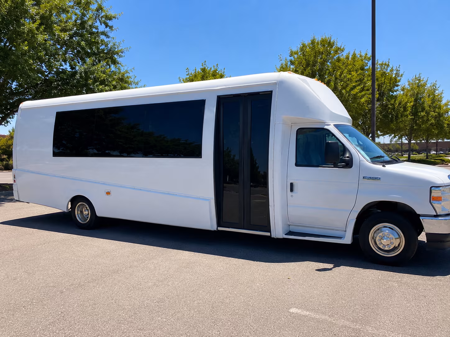 Atlanta Birthday, Sweet 16, & Quinceañera Transportation onboard seating