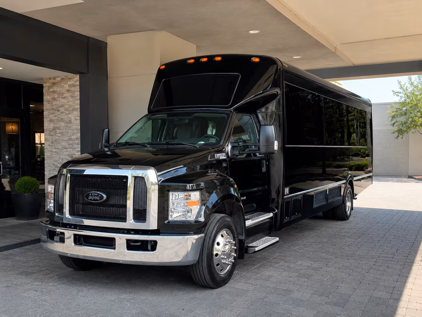 Atlanta Homecoming & Prom Party Bus Rentals
