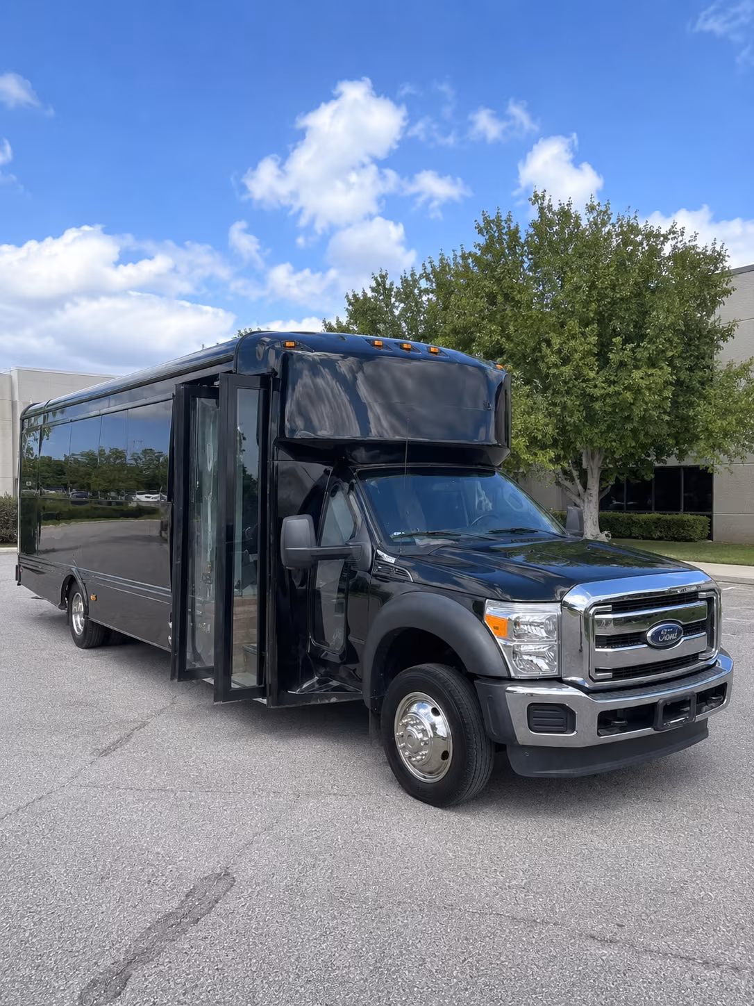 Atlanta Winery Tour & Pub Crawl Transportation party bus interior